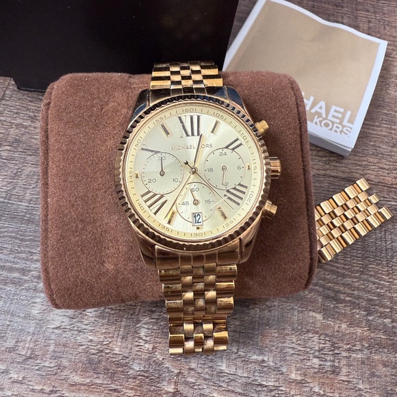 Michael Kors Accessories - Michael Kors Gold Women's Watch